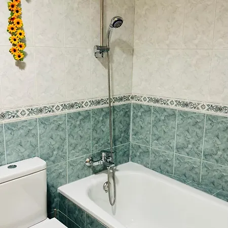Apartamento Torrevida 80 Metros De La Playa Y Piscina Abierta Rincón de la Victoria