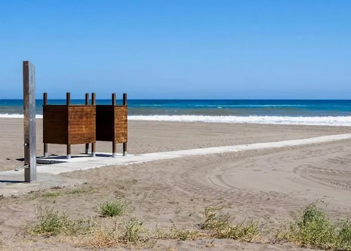 Torrevida 80 Metros De La Playa Y Piscina Abierta דירה Rincón de la Victoria